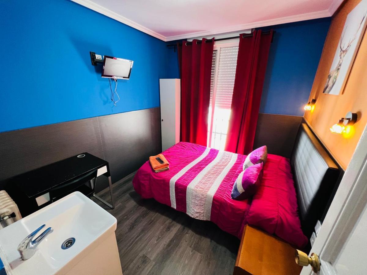 Hostal Numancia Madrid Exterior photo