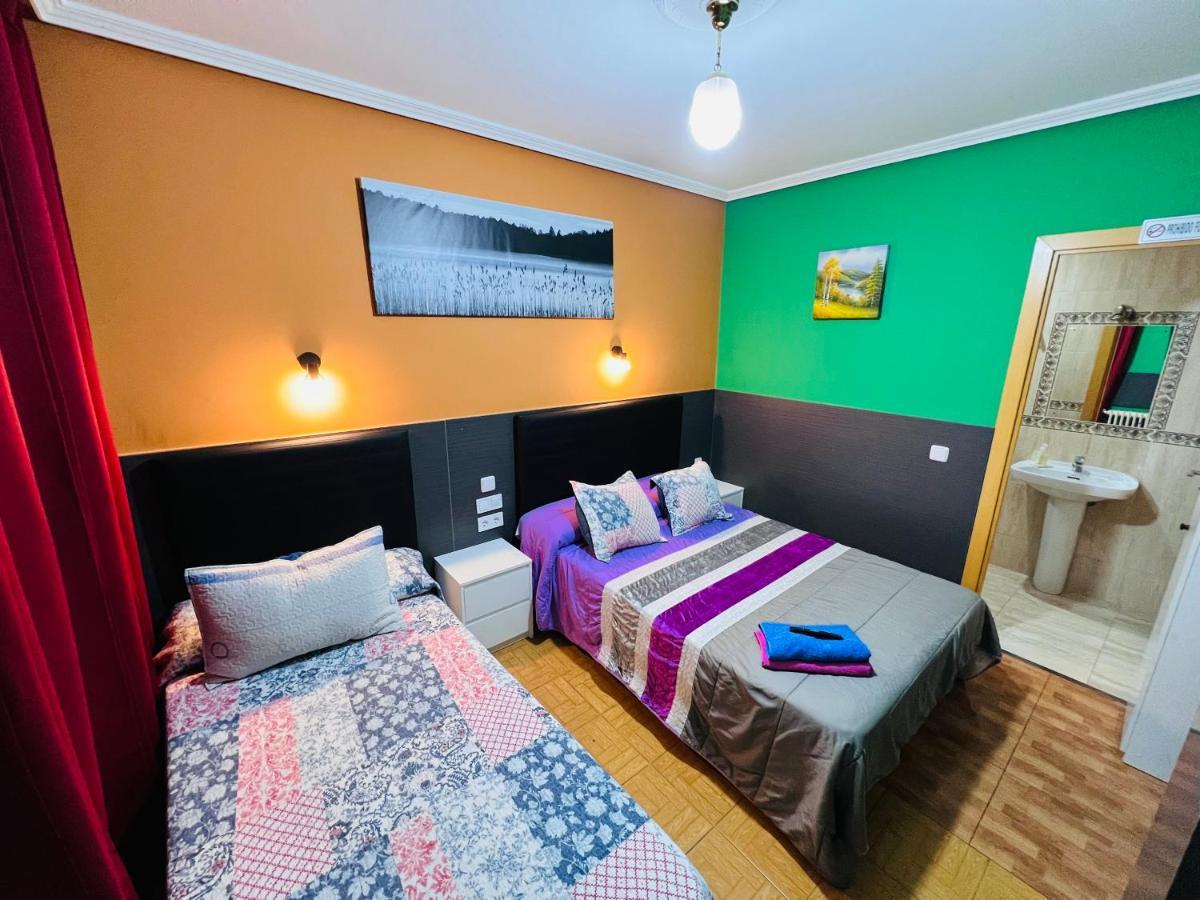 Hostal Numancia Madrid Exterior photo