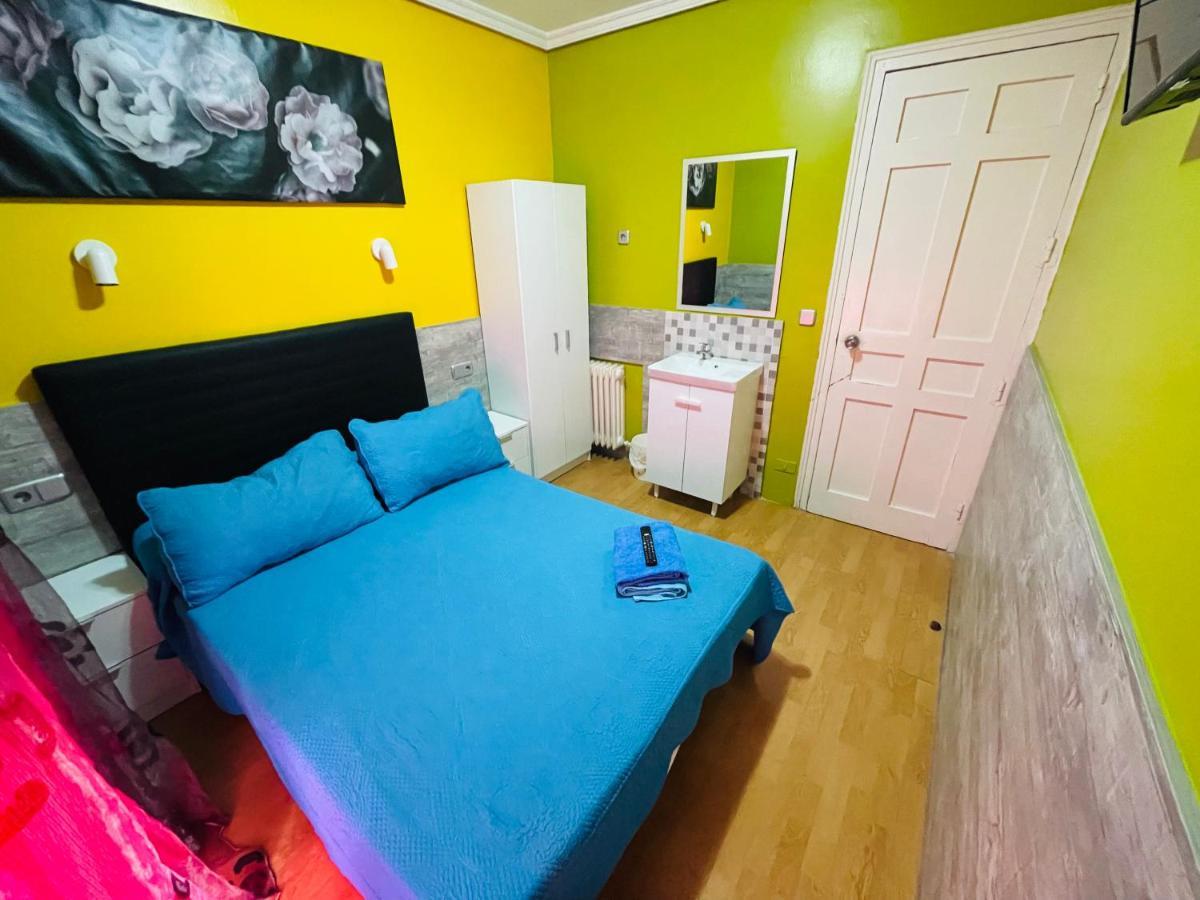 Hostal Numancia Madrid Exterior photo