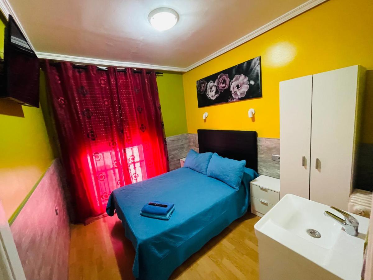 Hostal Numancia Madrid Exterior photo