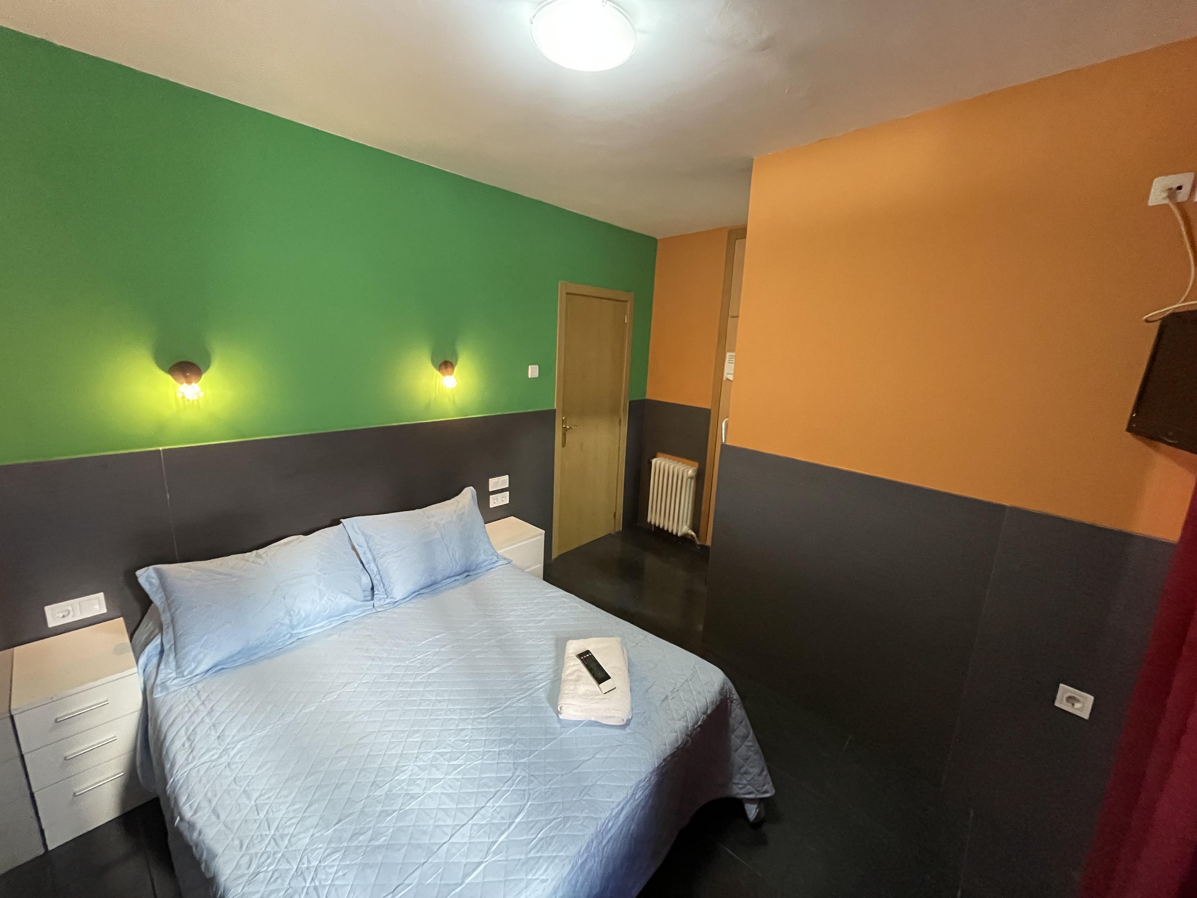 Hostal Numancia Madrid Exterior photo