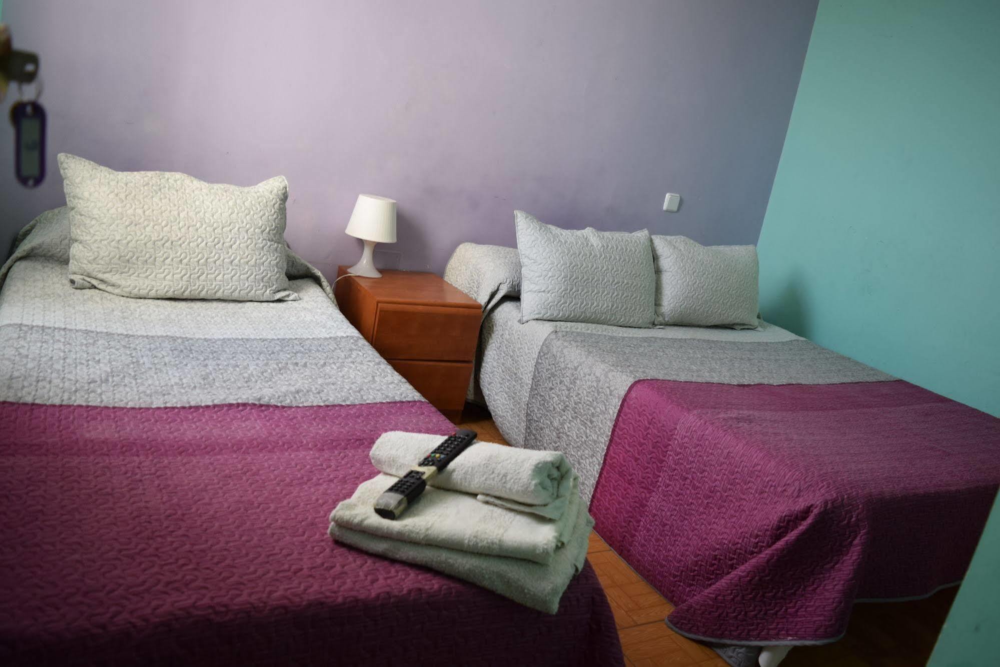 Hostal Numancia Madrid Exterior photo